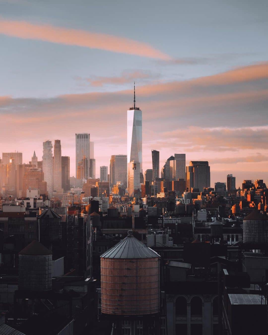 Thomas Kakarekoさんのインスタグラム写真 - (Thomas KakarekoInstagram)「New York Throwback  I had a deep fascination for New York since I was a kid and always felt attracted by everything this city represents. After visiting for the first time in 2013 these feelings have only grown stronger. Really hope to make it back there in 2021. #newyork」1月21日 16時45分 - thomas_k