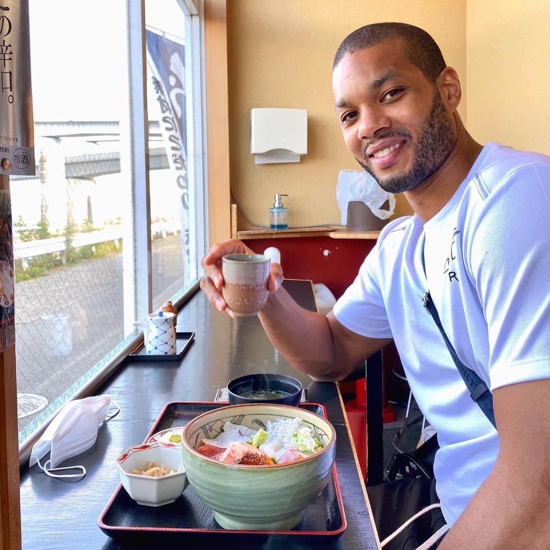 カルフィン・ヨン・ア・ピンのインスタグラム：「日本食が恋しい 😩  I miss Japanese food 😩」