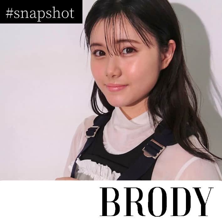 BRODY（ブロディ）のインスタグラム：「【Instagram限定オフショット】  #乃木坂46　3期生特集の #BRODY 2月号より 本日は #伊藤理々杏 さんのオフショットをお届け！  12人全員のグラビア& 17000字の超ロングドキュメントの全42ページ。  一人でも多くの乃木坂46ファンに 読んでいただきたいです！  電子版も配信中！ ぜひご覧ください👟♥️  .  〰︎〰︎〰︎〰︎〰︎〰︎〰︎〰︎〰︎ #伊藤理々杏 #brody  #伊藤理々杏推し #りりあん  #乃木坂46好きな人と繋がりたい #りりあん推し  #乃木坂好きな人と繋がりたい #のぎざか46  #乃木坂46好きな人と仲良くなりたい #アイドル」