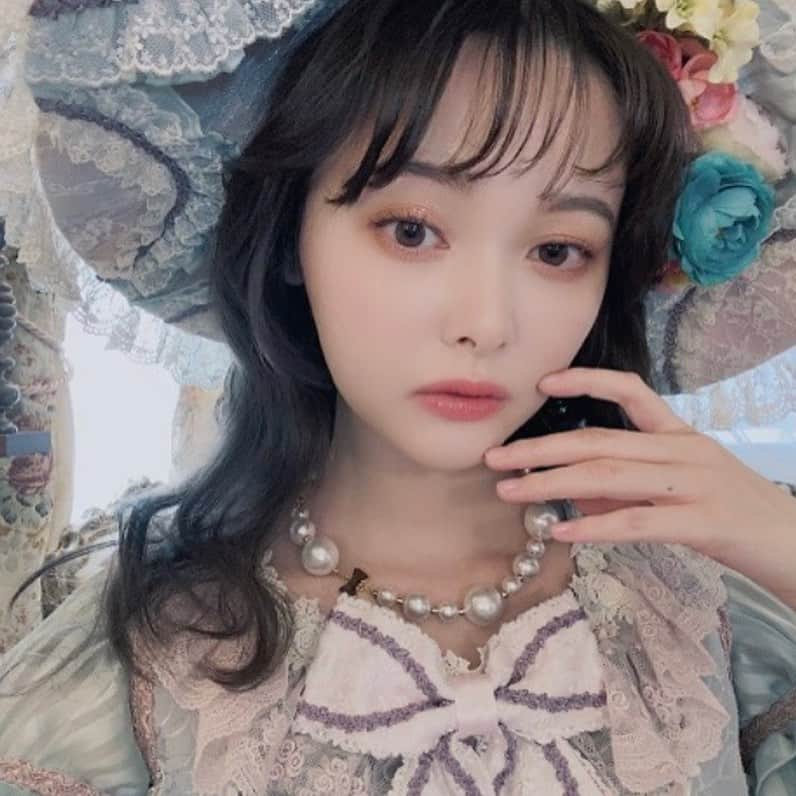 双木昭夫のインスタグラム：「本日のお仕事は玉城ティナちゃんをお姫様にするお仕事でした💖 雑誌spoon.お楽しみに💖」