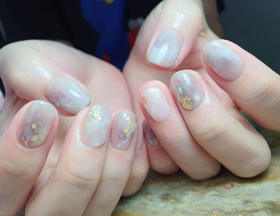 Yingのインスタグラム：「I used PREGEL MUSE S341, PREGEL Pale Natural, Pale Marron, White, Base White and PREMDOLL Sugar Platinum. Items can be purchased at @nailwonderlandsg 🤗 .   . 🛒 www.nailwonderland.com⁣⁣ 📍20A Penhas Road, Singapore 208184⁣⁣ (5 minutes walk from Lavender MRT)⁣⁣ .  I am currently only able to take bookings from my existing pool of customers. If I have slots available for new customers, I will post them on my IG stories. Thank you to everyone who likes my work 🙏 if you need your nails done, please consider booking other artists at @thenailartelier instead ❤  #ネイルデザイン  #ネイルアート #ネイル #ジェルネイル #nailart #네일아트 #pregel #プリジェル #nails #gelnails #sgnails」
