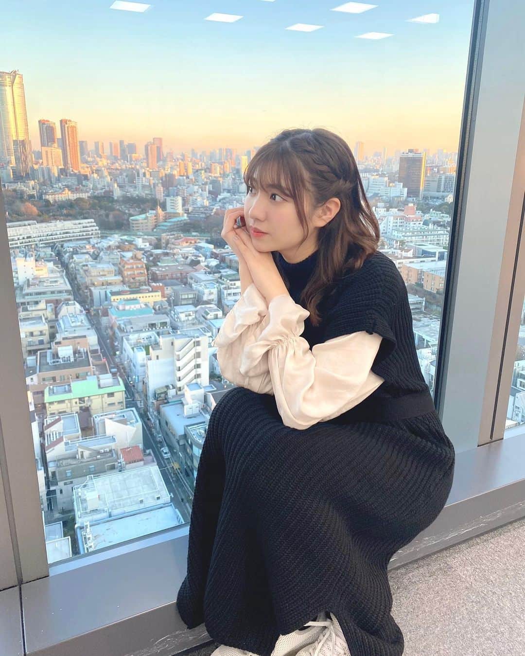 小玉梨々華のインスタグラム：「Good evening everyone! What is your New Year’s resolution? I simply want to enjoy my life! We should smile even at hard times. I'd like to cherish what I have every day!☺︎ @wasuta.world #wasuta」