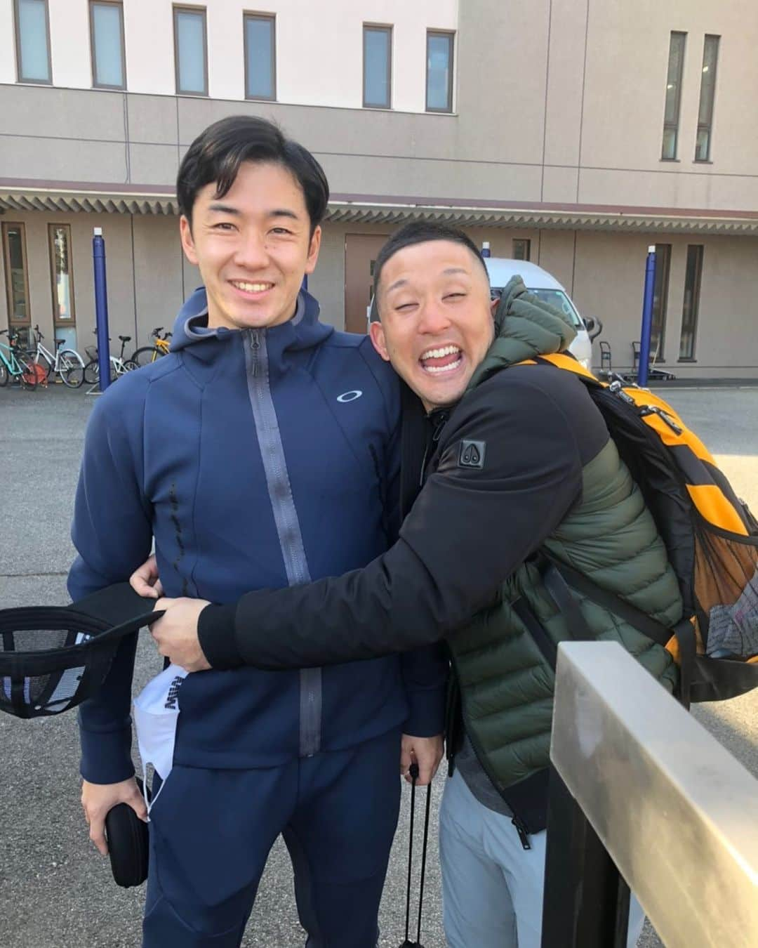 杉谷拳士さんのインスタグラム写真 - (杉谷拳士Instagram)「親愛なる斎藤殿 あけましておめでとうございます⛩ 今年も何卒宜しくお願い申し上げます。 (厚かましいご挨拶、大変失礼致しました😊) 愛してます。  #斎藤佑樹 #新年 #挨拶 #愛 #撮影時のみマスク外しました」1月21日 19時09分 - kenshi.02