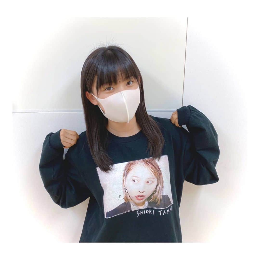 Ukka 公式 さんのインスタグラム写真 Ukka 公式 Instagram 玉井詩織ちゃんの生誕グッズのロンtです めっちゃ可愛いくてお気に入り ももいろクローバーz ももクロ 玉井詩織 さん 生誕グッズ ロンt 黒 Ukka 芹澤もあ 1月21日 19時12分