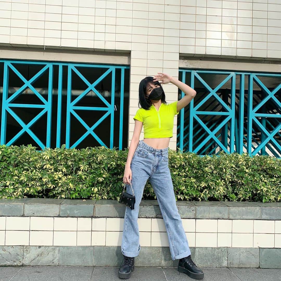 のインスタグラム：「🦹🏻‍♀️」