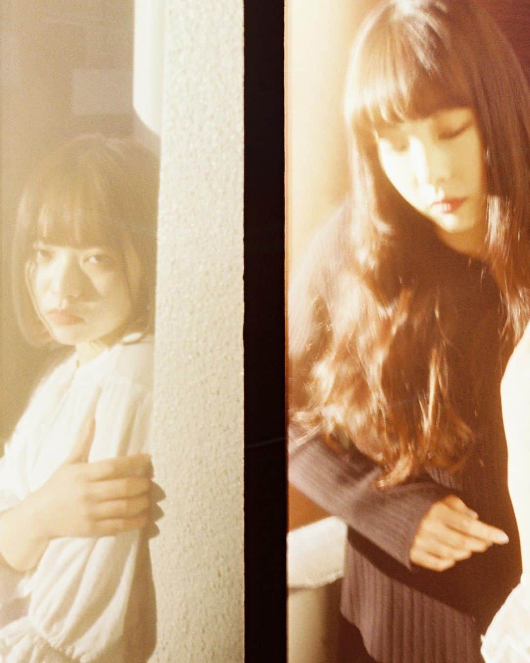 haru wagnusさんのインスタグラム写真 - (haru wagnusInstagram)「The day when we waited for sun light ㅤㅤㅤㅤㅤㅤㅤㅤㅤㅤㅤㅤㅤ ㅤㅤㅤㅤㅤㅤㅤㅤㅤㅤㅤㅤㅤ ㅤㅤㅤㅤㅤㅤㅤㅤㅤㅤㅤㅤㅤ #hexar  #ぼくのハーフカメラは感光マシーン #filmisnotdead」1月21日 19時38分 - wagnus