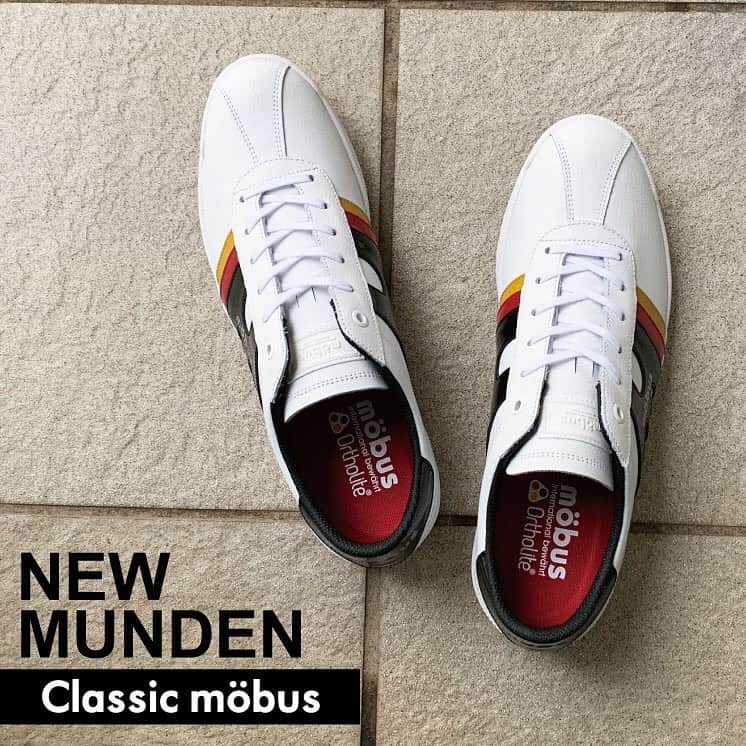 のインスタグラム：「NEW MUDEN﻿ ﻿ モーブス人気モデルミュンデンの復刻モデル。サイドラインは光沢のあるエナメルレザーを使用。つま先のクイっと上がったモーブスのオーセンティックなモデル。﻿ ﻿ 👟﻿ ▶Price:8,800﻿ ▶Size:40-44﻿ ▶Material：レザー﻿ ーーーーーーーーーーー﻿ 🔍﻿ NEW MUDENの購入はアカウントトップの（@mobusofficial）から！﻿ ﻿ @mobusofficial ﻿ @mobusshop ﻿ @mobuskobe ﻿ @mobuskyoto ﻿ @mobusnagoya ﻿ @mobusshimokitazawa﻿ ﻿ #mobus﻿ #モーブス﻿ #mobussneaker﻿ #モーブススニーカー﻿ #ドイツ﻿ #mobusofficial﻿ #mobusoriginal ﻿ #NEW MUDEN﻿ #おしゃれさんと繋がりたい﻿ #ストリート﻿ #レースアップ﻿ #タウン﻿ #traditional﻿ #デートコーデ﻿ #伝統的な﻿ #walk﻿ #kickstagram﻿ #冬コーデ﻿ #コーディネート﻿ #カジュアルコーデ﻿ #スニーカーコーデ﻿ #冬コーデ﻿ #足元コーデ﻿ #カジュアルファッション﻿ #キックス﻿ #スニーカー大好き﻿ #シューズ﻿ #ドイツ﻿ #ブンデスリーガ」