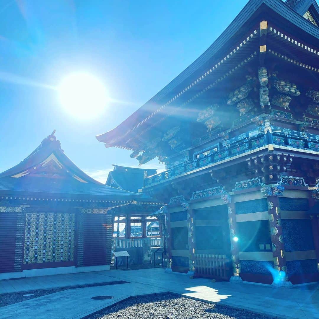 のインスタグラム：「茨城県稲敷市にある大杉神社で撮影です。疫病除け、厄除けに御利益がある神社です。 #待ち受けにどうぞ  金運大全  仕事運、財運、勝負運が上がり、 たちまちお金がやってくる160の方法 2021年1月13日発売！ Amazonや書店で発売中です！  #大杉神社  #茨城県稲敷市  #待ち受けにどうぞ #金運大全 #疫病除け  #厄除け」