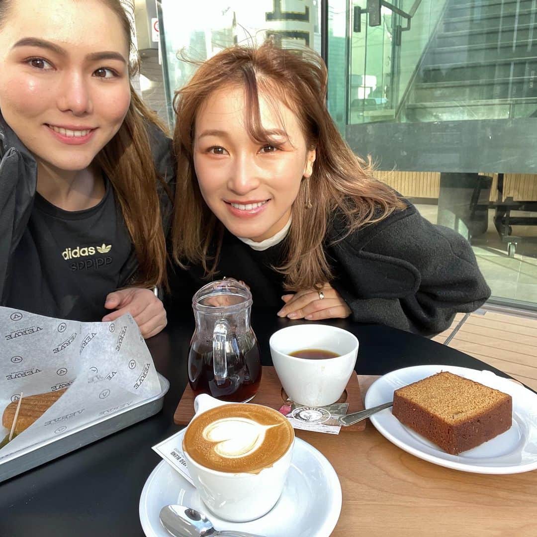 八巻セイラのグルメインスタ