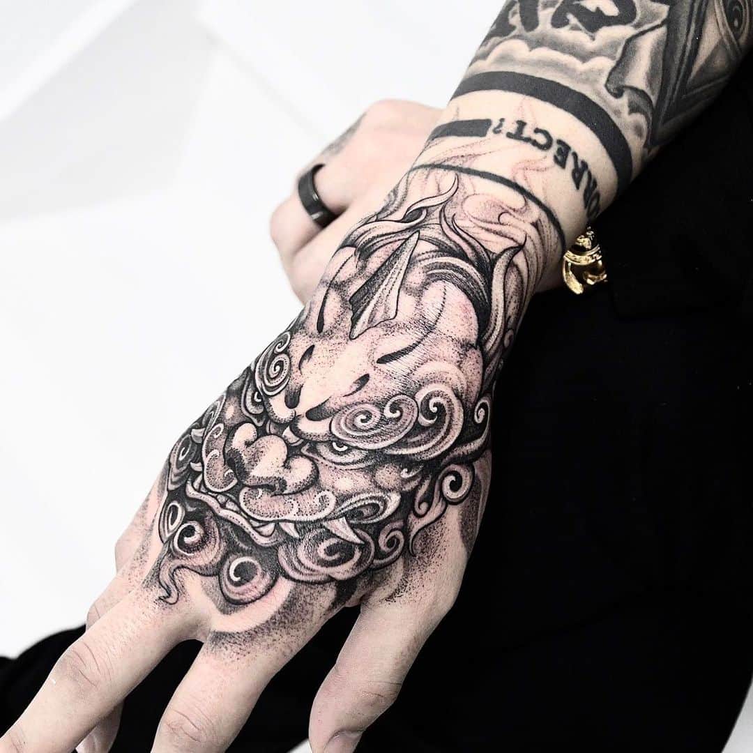 KOHEYのインスタグラム：「new tattoo  #タトゥー  #タトゥー男子  #tattoo」