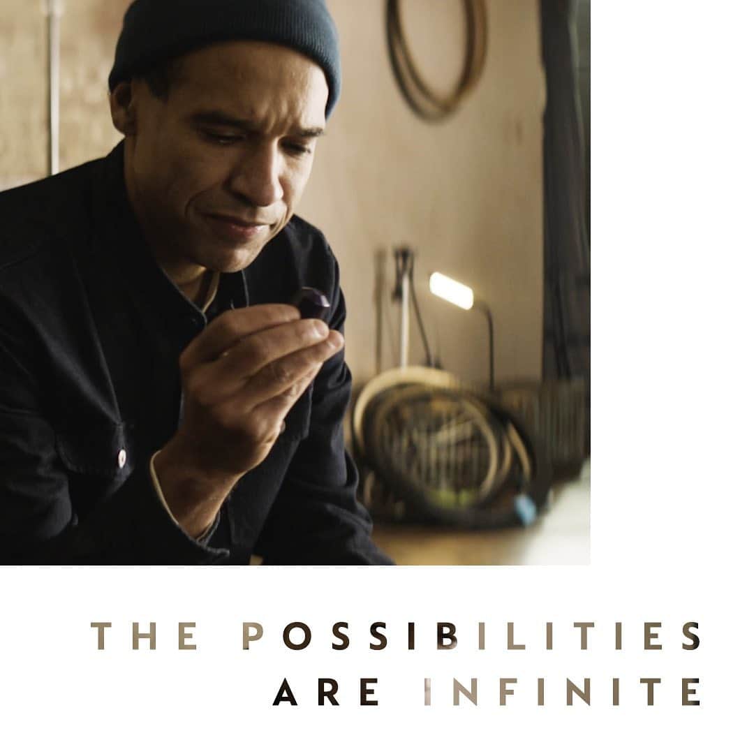 Nespressoのインスタグラム：「Every capsule has a story that never ends. Because every aluminium collected by Nespresso is recycled. From a capsule to a bicycle, from a capsule to a pen... Every cup of coffee brings a new meaning when you know that the possibilities are infinite..  #Witheverycup #Nespresso」