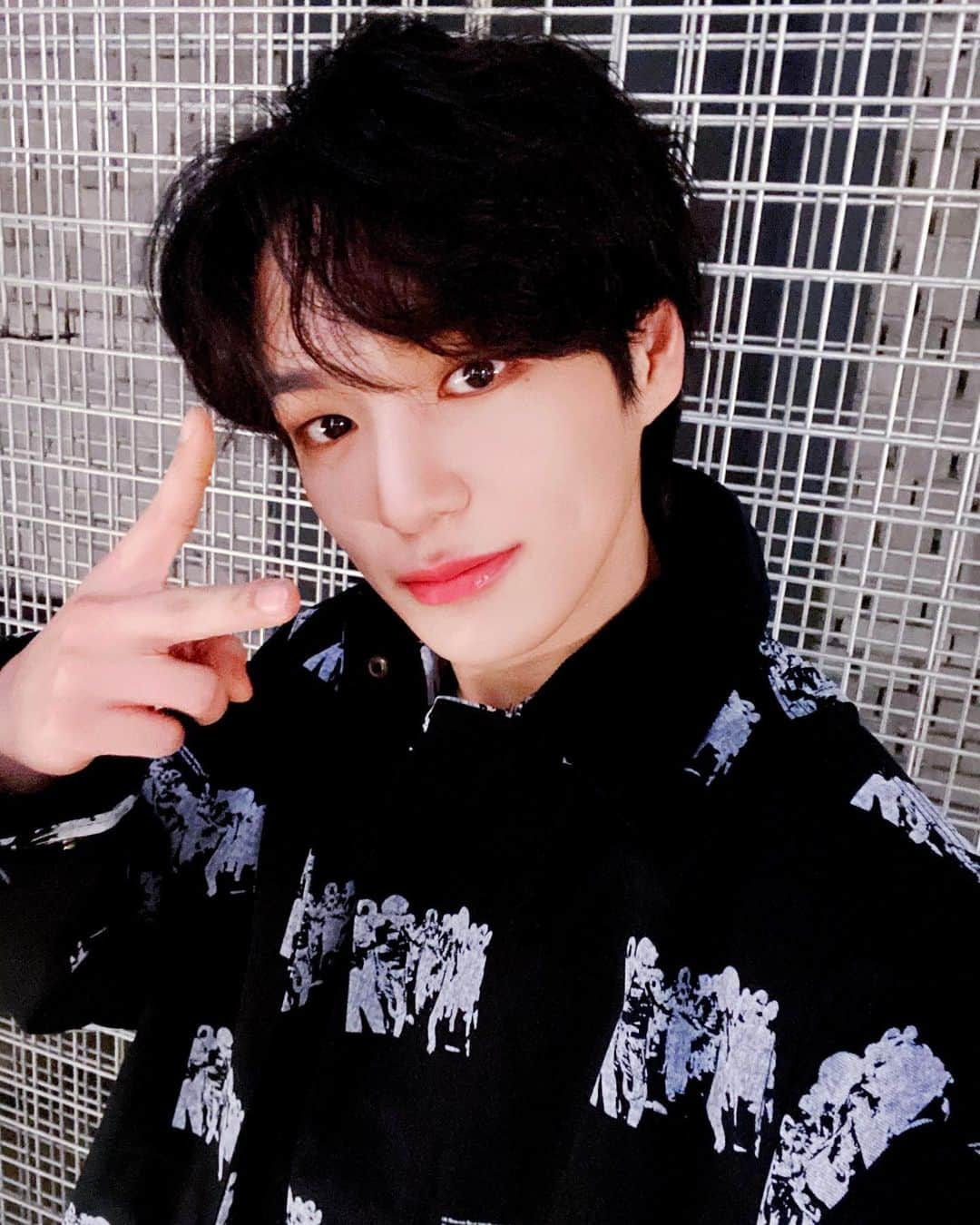 Victonさんのインスタグラム写真 - (VictonInstagram)「[V_V] #VICTON_Staff_VIEW  📸 #Flip_A_Coin🪙 Special Video Behind  [차니 눈빛이 다했다😳]  #VICTON #빅톤 #Chan #허찬 #찬 #VOICE_The_future_is_now #Flip_A_Coin #What_I_Said」1月21日 21時03分 - victon1109