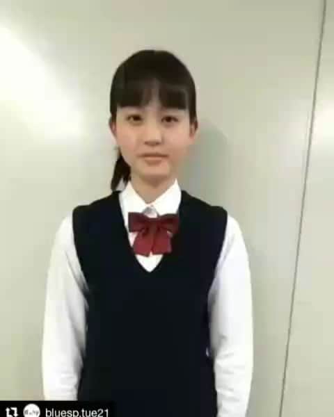 丸本凛のインスタグラム：「青のSP第２話いかがでしたか😁 まだご覧になってない方は、見逃し配信で是非！  #Repost @bluesp.tue21 (@get_repost) ・・・ 🌈生徒たちの自己紹介🌈  本日は ↓↓↓ ----------------------------------------------------  城岡さくら役 #丸本凛 です  💡ハマっていること💡 アーモンドフィッシュを食べること  💪意気込み💨 私なりに撮影に頑張って臨んだので  「青のスクールポリス」を ぜひみてください  ----------------------------------------------------  #３年２組 #山口紗弥加さん演じる #楓先生のクラス #豊嶋花さんが演じる #彩香と仲良し #特技はテニス😳🎾  #青のスクールポリス #青のSP #スクポリ #アオエス #藤原竜也 #真木よう子 #山田裕貴 #泉澤祐希 #高橋克実 #山口紗弥加 #音尾琢真 #石井正則 #峯村リエ #須賀健太 #渋谷謙人 #智順  #兒玉宣勝 #金沢雅美 #遠藤雄弥 #升毅」