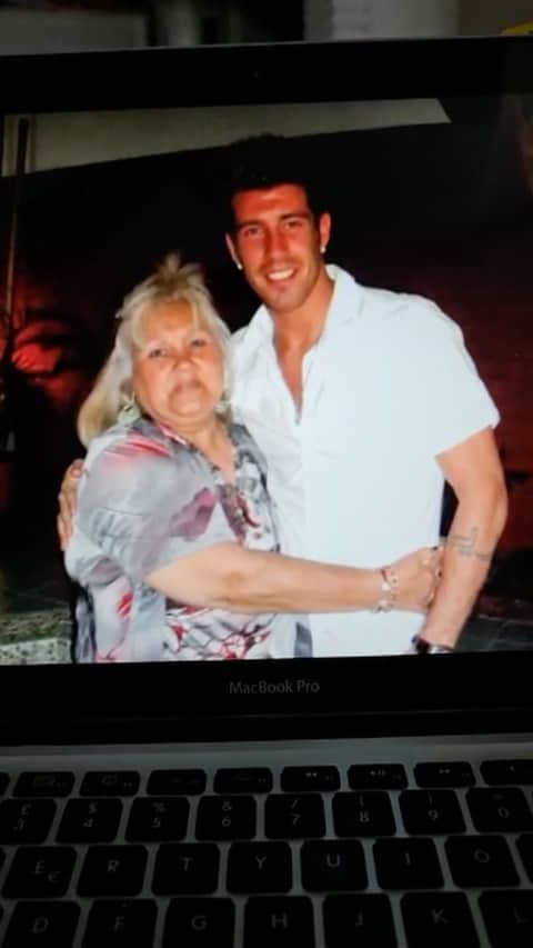 のインスタグラム：「Te voy a extrañar mucho Abu 💔 Que en Paz descanses 🙏🏽 Te quiero mucho!」