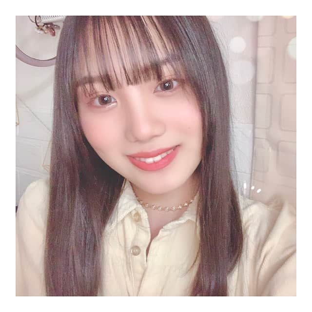 佐藤楓恋さんのインスタグラム写真 - (佐藤楓恋Instagram)「【𝐏𝐨𝐩𝐭𝐞𝐞𝐧】﻿ ﻿ Popteenの付録ラスト紹介です!!﻿ Popteen2月号の付録こHoney Cinnamonさんとコラボのツヤ透け感の赤リップです✨﻿ ﻿ 感想としては、マット質感のリップよりは色が薄くナチュラルで、ツヤがある唇で可愛い感じになりました☺️💖﻿ サイズも小さめで持ち運びしやすいのでぜひ沢山愛用してください🍀﻿ ﻿ ﻿ #コスメ #リップ #付録 #popteen  #jc #レギュラーモデル #Popteenレギュラーモデル 元 #eダンスキッズ #モデル #埼玉県 #埼玉県民」1月21日 21時24分 - karen_sato_renren