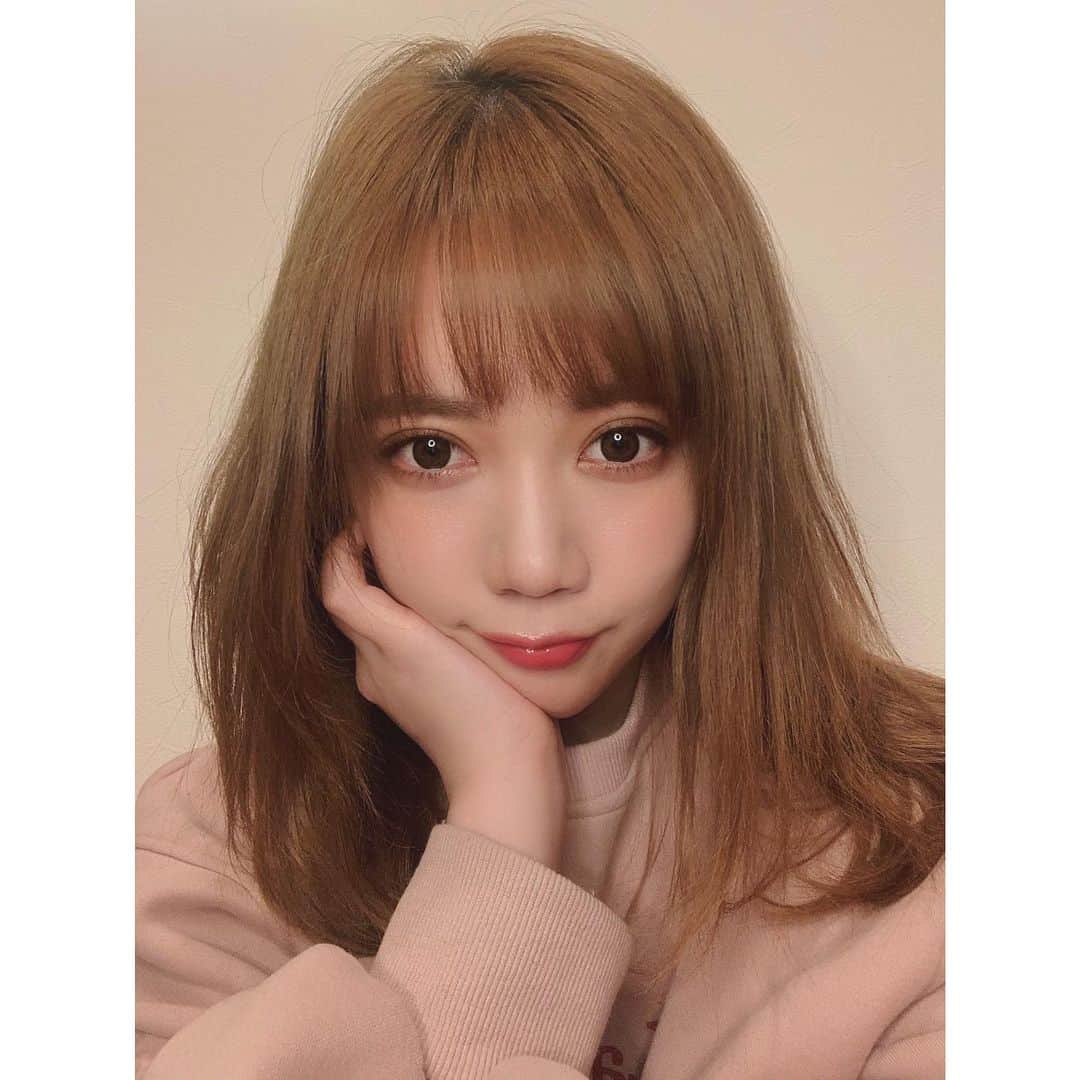 MACOのインスタグラム：「自分メイク🥸❤️ #make #makeup」