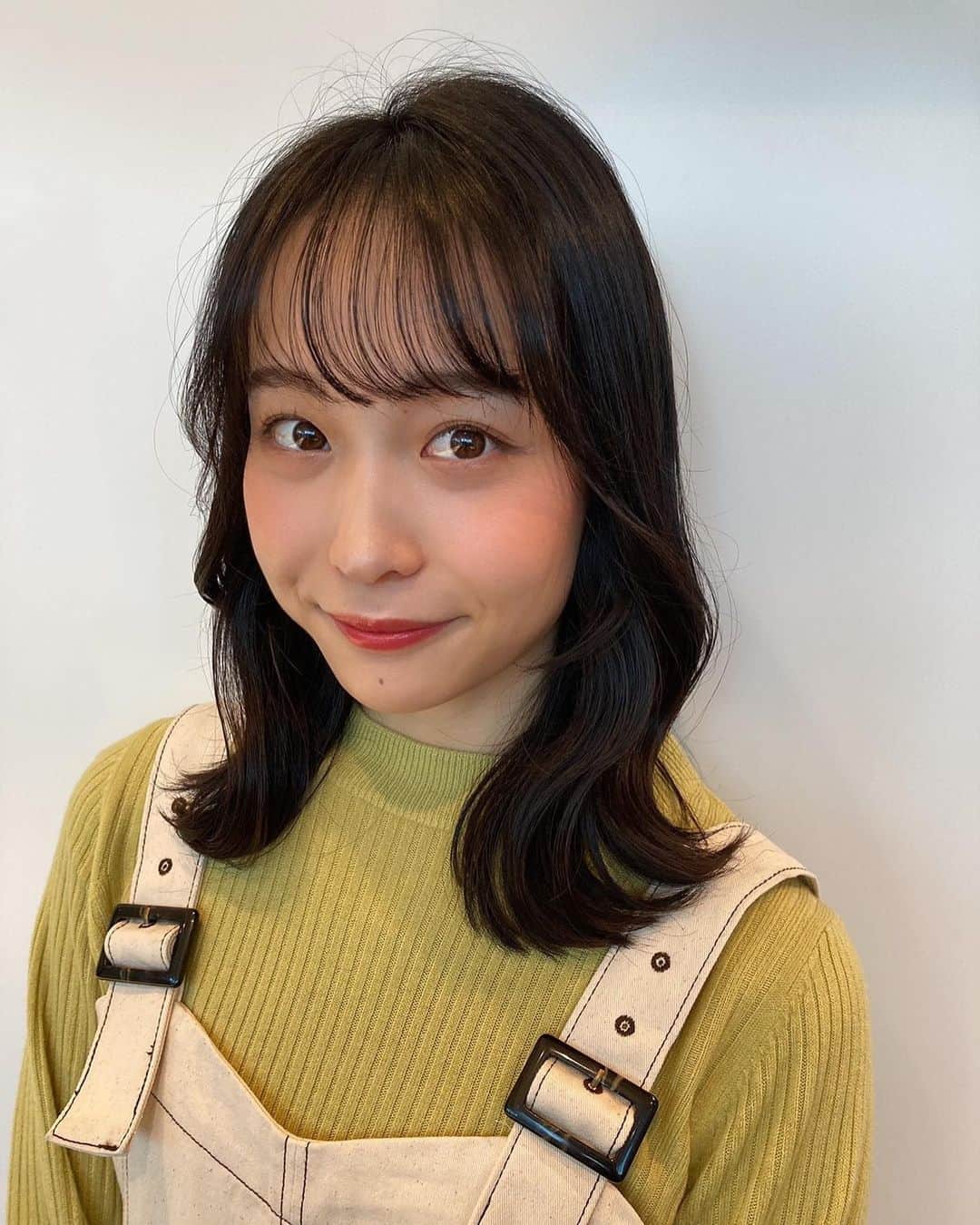 日下怜奈さんのインスタグラム写真 - (日下怜奈Instagram)「.﻿ ﻿ ﻿ 今夜0時55分からは #いまなにしてる ？です🌙﻿ ワカサギ釣り対決の模様をお届けします。﻿ ﻿ ﻿ ヘアメイクは(@a_n_n_a2929 )さん！﻿ ﻿ ﻿ ﻿ ヘアメイクが決まるとお仕事にも力が入ります🎤﻿ ﻿ ﻿ ﻿#いまなに #ヘアメイク﻿ #ヘアアレンジ﻿ #くびれヘア﻿ #HBC﻿ #HBCアナウンサー﻿ #日下怜奈」1月21日 21時34分 - reina_kusaka