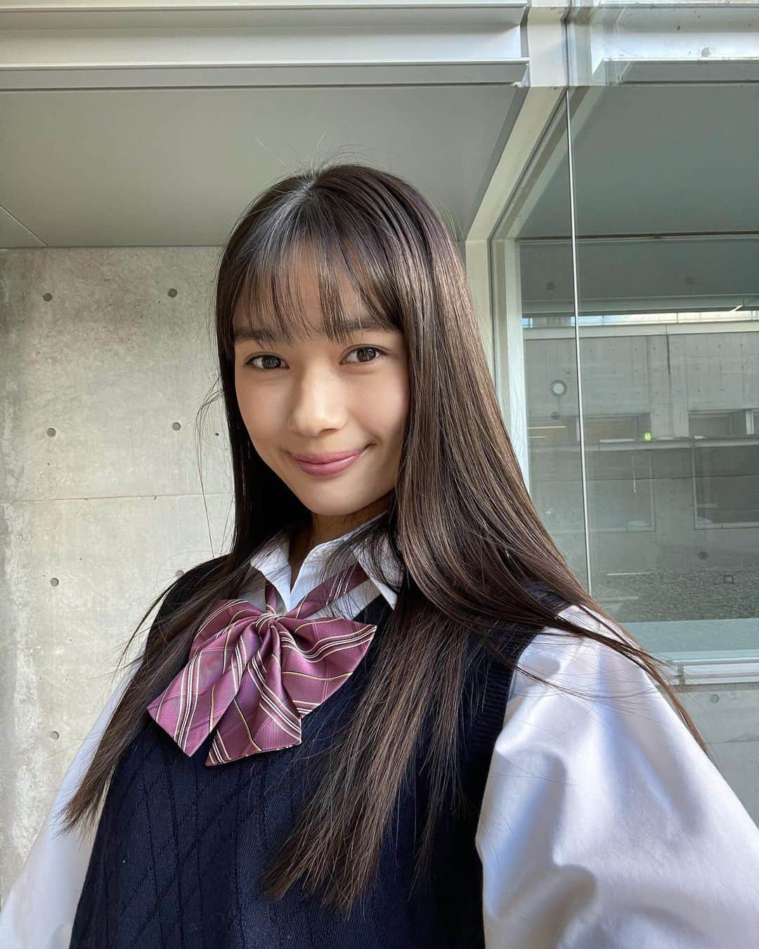 新井舞良のインスタグラム：「お知らせ📢  日テレにて1月23日(土)22時〜 「レッドアイズ監視捜査班」第1話に少しばかり出演しております！  是非ご覧下さい😊 #レッドアイズ監視捜査班」