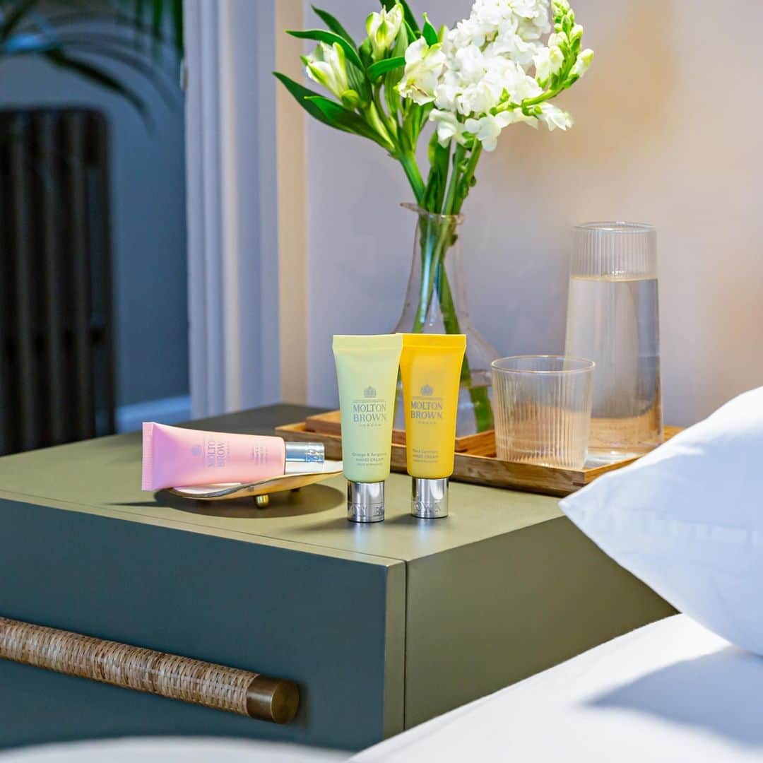 モルトンブラウンのインスタグラム：「Because hand care is self-care. Don’t forget the importance of treating hands to a little nourishment. Explore our Hand Creams online now.」