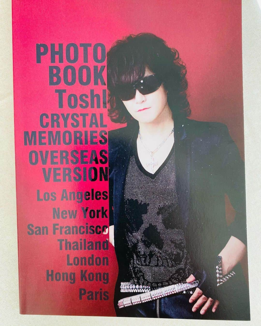 Toshlさんのインスタグラム写真 - (ToshlInstagram)「#new #goods #こんなのも #あるとかないとか ⁉️ #龍玄とし #photobook #crystal #memories #海外 #編」1月21日 22時05分 - toshl_officia