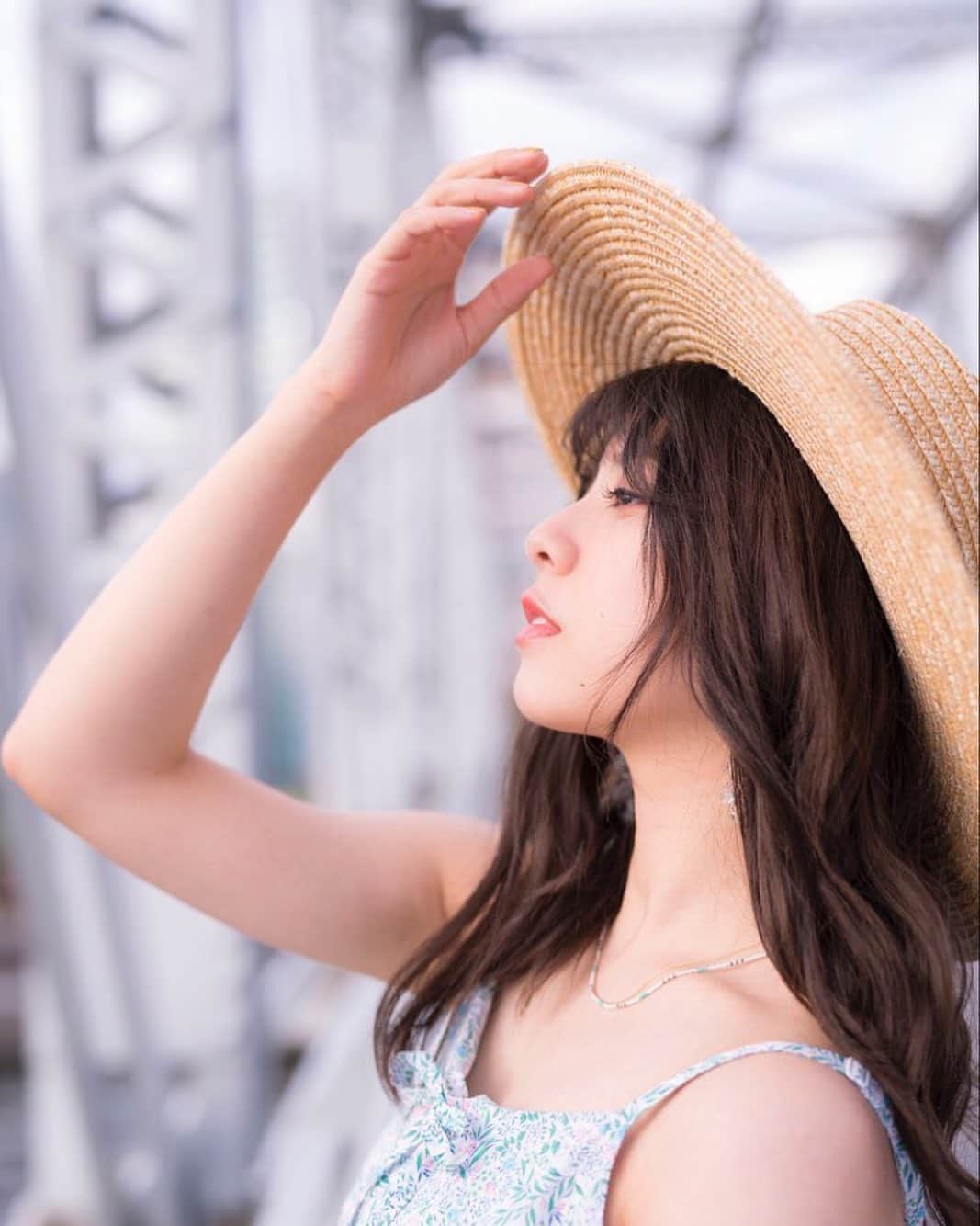 のインスタグラム：「-カレンダーアザーカット-  しゃくれ気味😅 どんな顔だ、、、、？  - - - - - - - - - - -   photo by TAKASHI SHIMIZU Hair&make @nakaitsu_ayumi   #カレンダー #calendar  #calendar2021  #オフショット  #offshot  #2021  #30  #photo  #photography  #照片  #포토」