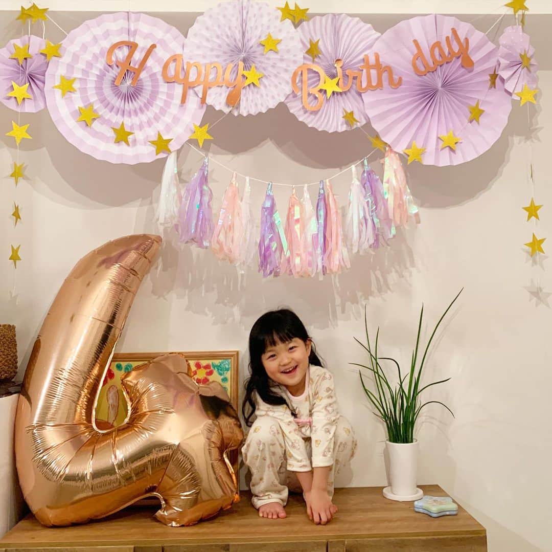 三好絵梨香さんのインスタグラム写真 - (三好絵梨香Instagram)「４歳♡  #お誕生日#4歳 #4歳誕生日 #女の子#札幌ママ」1月21日 22時30分 - erika.miyoshi