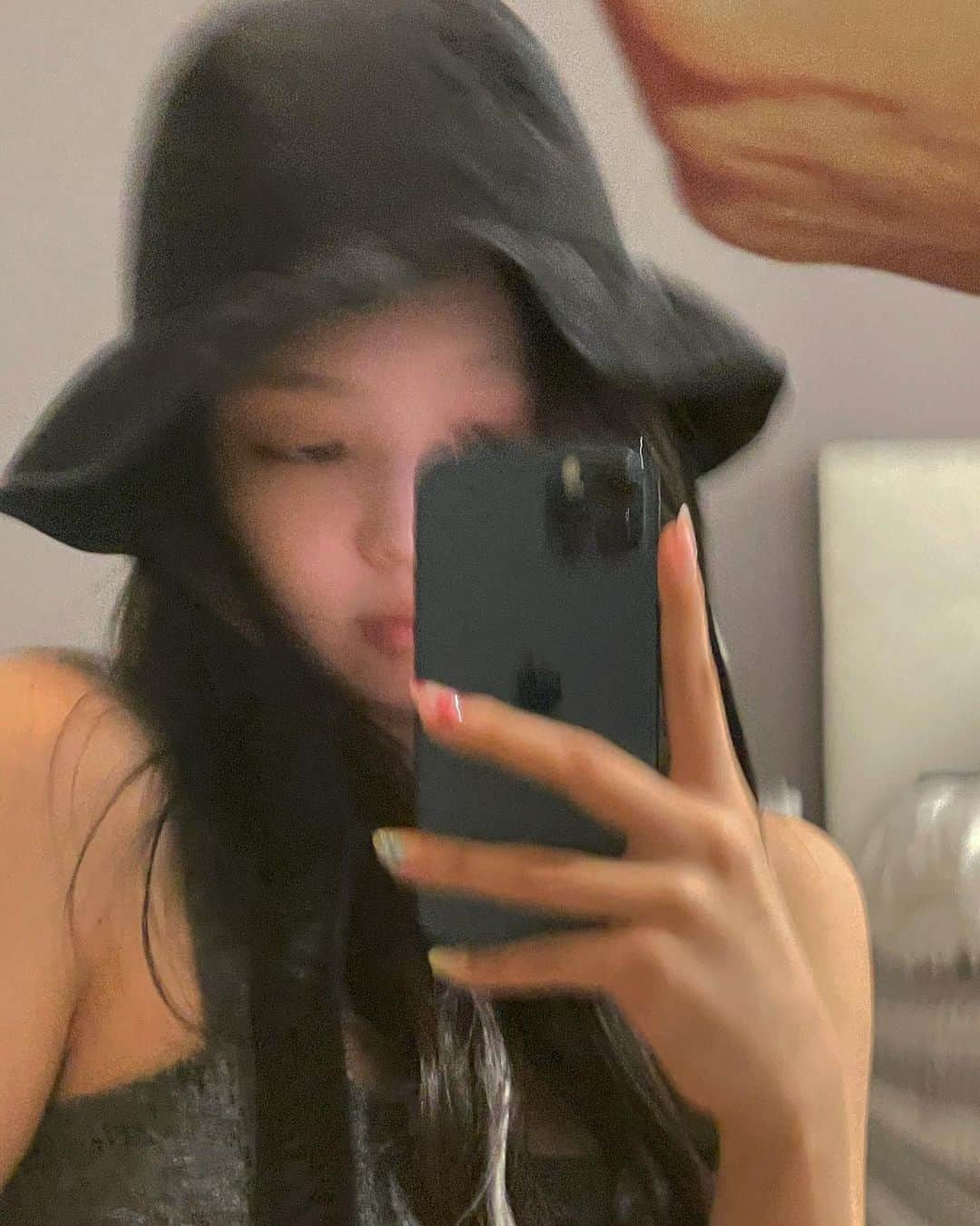 ジェニーさんのインスタグラム写真 - (ジェニーInstagram)「Swipe left for some cute puppy photos」1月21日 22時41分 - jennierubyjane