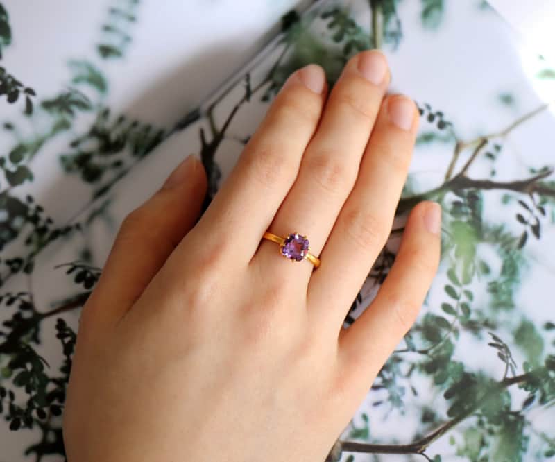 KOZLIFEさんのインスタグラム写真 - (KOZLIFEInstagram)「「CARRÉ JEWELLERY 」 - Gem Candy Cushion　リング -  春を待つスミレのような 特別な紫の色。 まずは指元で、その彩りを楽しみましょう。  ◎商品は当店トップページのバナーorプロフィールのURLからどうぞ。 ▶︎ @kozlife_tokyo  #KOZLIFE #japan #instajapan #outfit #fashion #instadaily #instagood #ootd #fashionaddict #instafashion #denmark #Jewelry #CARRÉ #CARRÉJewelry #CARREJewelry #ring #アクセサリー #暮らし #北欧 #北欧アクセサリー #今日のコーデ #ジュエリー #シンプル #ファッション #コーディネート #カレ #リング #天然石 #カレジュエリー」1月22日 9時00分 - kozlife_tokyo