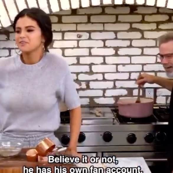 Always With Selenaのインスタグラム：「Selena + CHEF Season 2.」