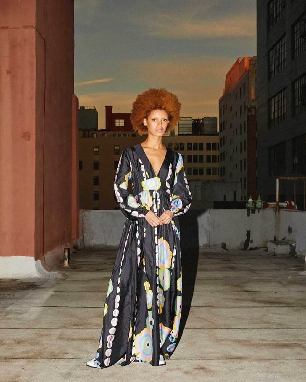 シンシア ローリーのインスタグラム：「#tbt  once a fave dress always a fave dress」