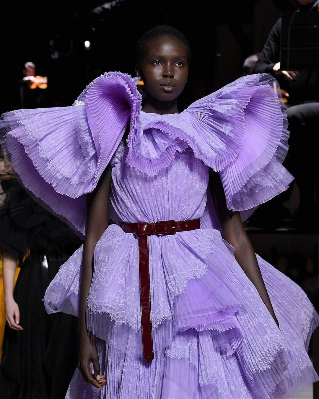 Fashion Weekのインスタグラム：「Purple reigns. 👑 On the runway at @givenchyofficial's Haute Couture Spring/Summer 2020 collection. Photo by @gettyimages.」