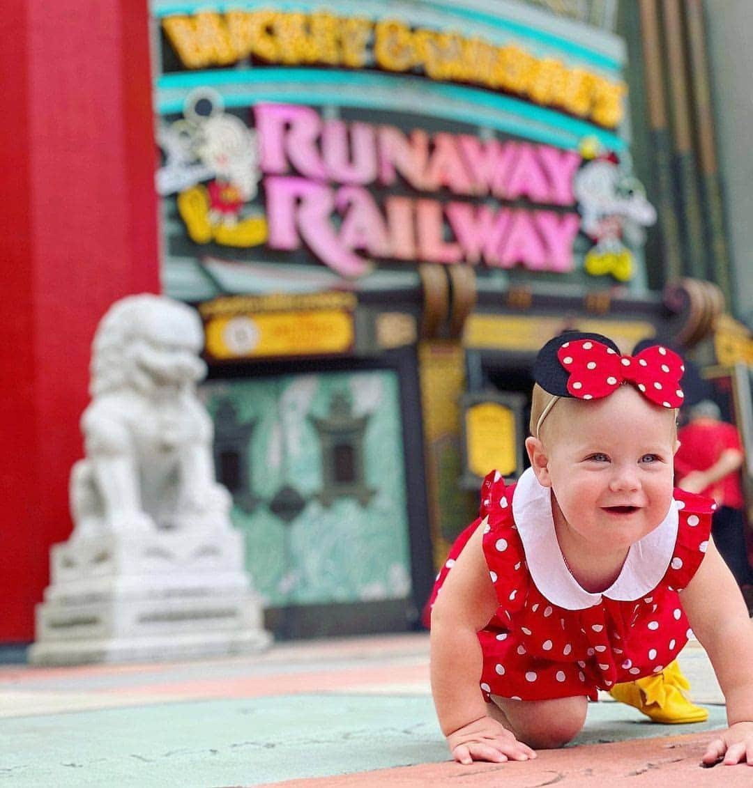Walt Disney Worldのインスタグラム：「Cuteness OVERLOAD at Mickey and Minnie's Runaway Railway 🚂🐭 #WaltDisneyWorld (📷: @gingeronmainstreet)」