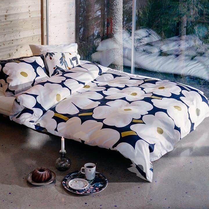 GILTのインスタグラム：「Because sometimes you need a little something extra. #Marimekko is here with all-new kitchen, bath, and #homedecor. Link in bio.」