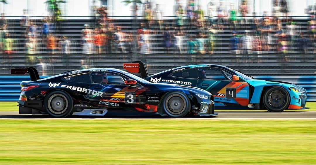 ロマン・グロージャンのインスタグラム：「@iracingofficial 24h of Daytona coming up this weekend. I'll be racing with @r8gesports junior team as well as @mathiasbeche and streaming on my twitch channel : grosjeanromain Come and support us, we should have some fun together  #r8g #esports #sinracing #daytona」