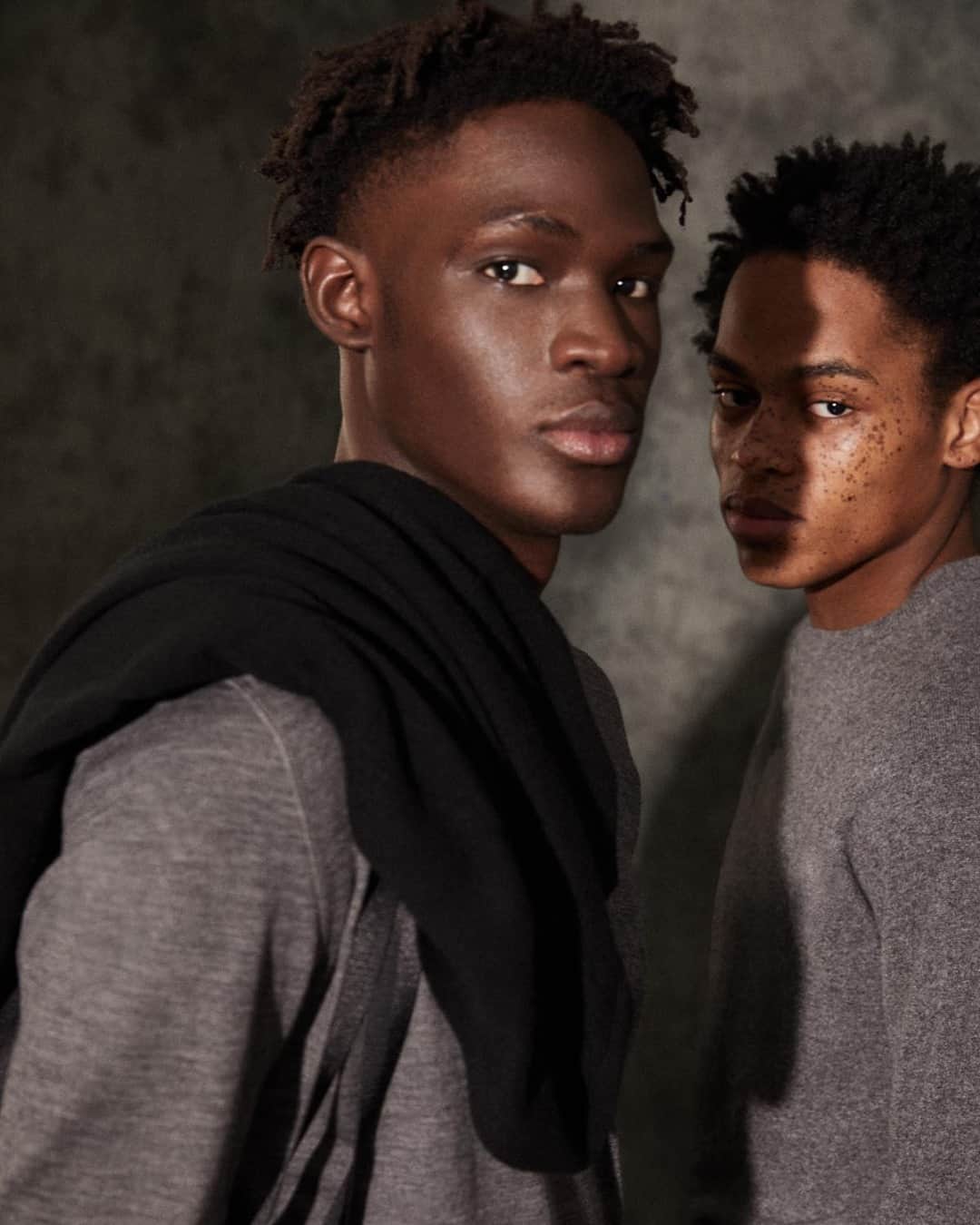 ウォントのインスタグラム：「Breathable, lightweight and streamlined—the perfect pieces to layer now and wear alone later. Discover the unisex knitwear collection via link in bio.  #wantlesessentiels #worldofwant」