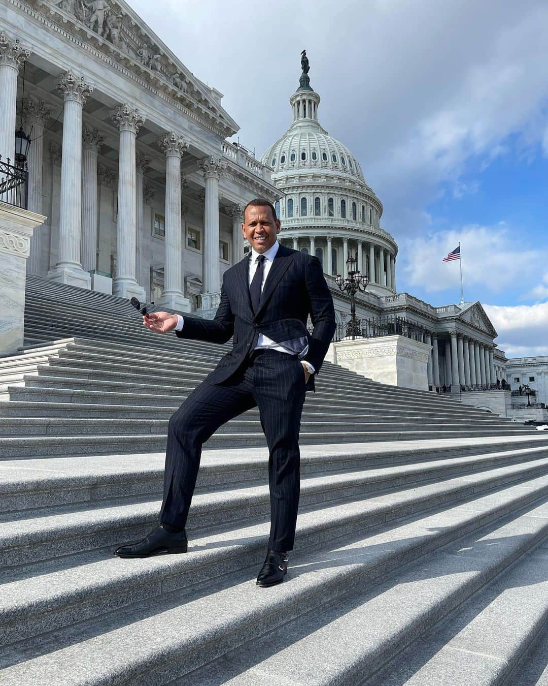 アレックス・ロドリゲスさんのインスタグラム写真 - (アレックス・ロドリゲスInstagram)「Such a privilege and amazing experience to be in our nation’s capital on Inauguration Day. 🇺🇸」1月22日 3時00分 - arod