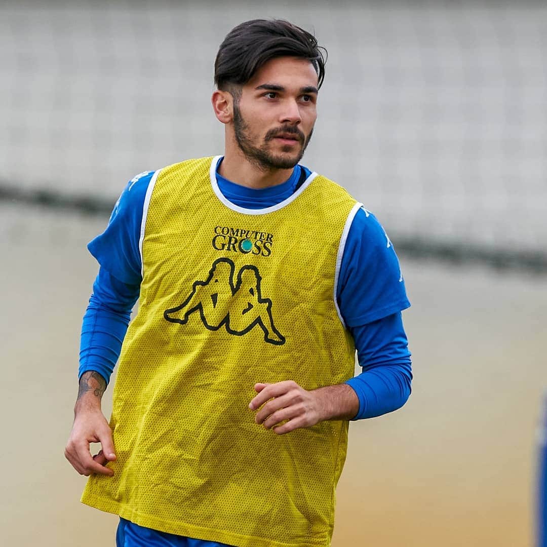のインスタグラム：「📸📸📸 Giovanni Crociata al lavoro con gli azzurri 💪」