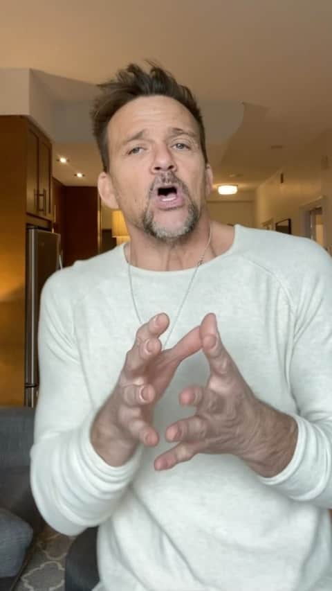 ショーン・パトリック・フラナリーのインスタグラム：「BORN A CHAMPION comes out tomorrow, Jan 22nd, to select theaters & anywhere you rent movies... OnDemand, AppleTV, Amazon, etc.  From my heart... I sincerely hope you enjoy. God bless... & Godspeed.🙏🏼 #BJJ #JiuJitsu #UFC #MMA @katrinakbowden @renowilson1 @mauricecompte @realcostasmandylor @dennisquaid @renzograciebjj @ricksongraciejj @jonnykowalsky @iamchrisboudreaux @kitdaleofficial」