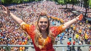 Preta Gilのインスタグラム：「Aquele #tbt cheio de saudade do @blocodapreta!!! Alguns fãs me marcaram em fotos hoje e fiquei saudosa!!! Quem já foi no #blocodapreta? Esse ano seria nosso décimo segundo ano de desfile, nesses 13 anos de Bloco!!!」