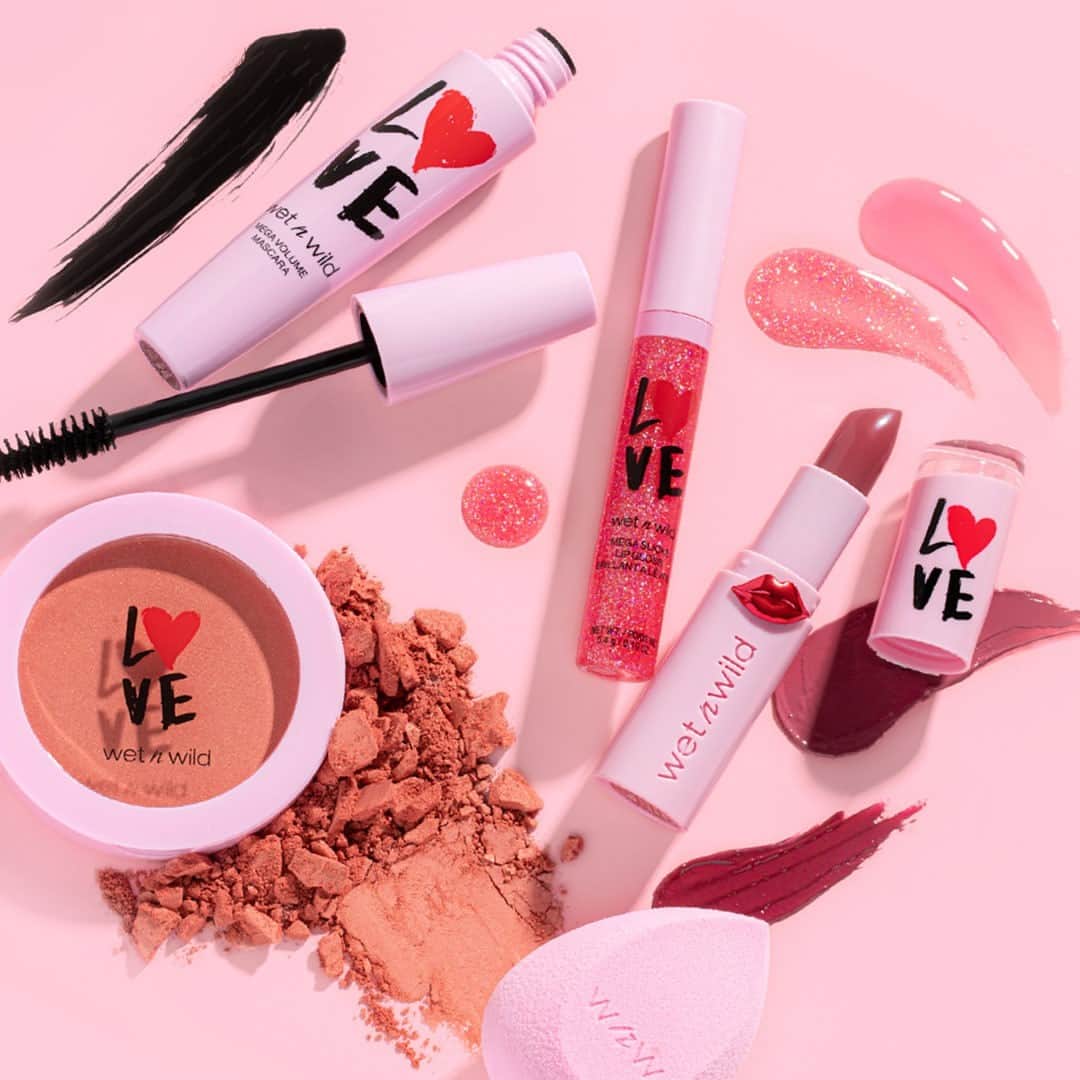 wet'n wild beautyさんのインスタグラム写真 - (wet'n wild beautyInstagram)「’Tis the season for LOVE! Check out our Valentine’s Day collection: an assortment of products that our Wild Ones love the most 💖  Get it at wetnwildbeauty.com   #wetnwild #wetnwildbeauty #wetnwildvalentines #valentinesdaymakeup #wnwvalentinescollection #beauty #crueltyfree」1月22日 6時47分 - wetnwildbeauty