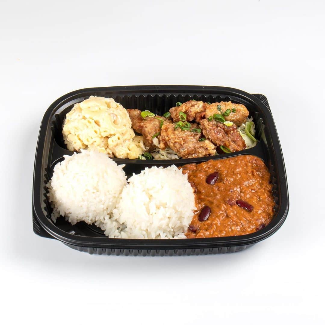 Zippy's Restaurantsのインスタグラム：「On the 21st day of the 21st year of the 21st century you can have Korean Chicken and Chili on the same plate at Zippy’s. #whatatimetobealive」