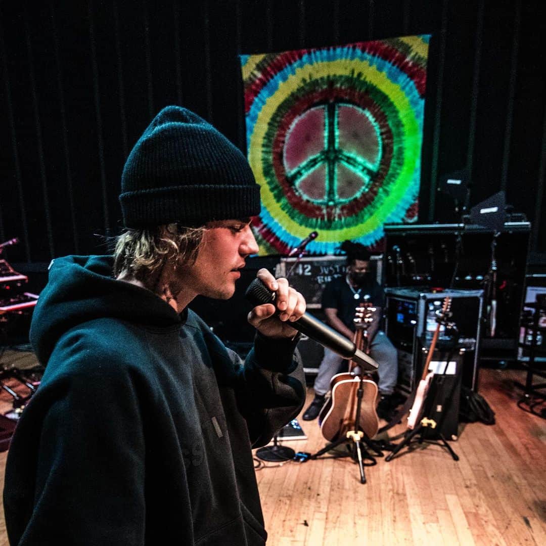 のインスタグラム：「☮️ 📷: @rorykramer」