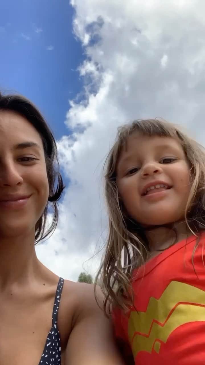 Yanna Lavigne 稲垣アンのインスタグラム：「Ela é meu retiro espiritual ❤️」