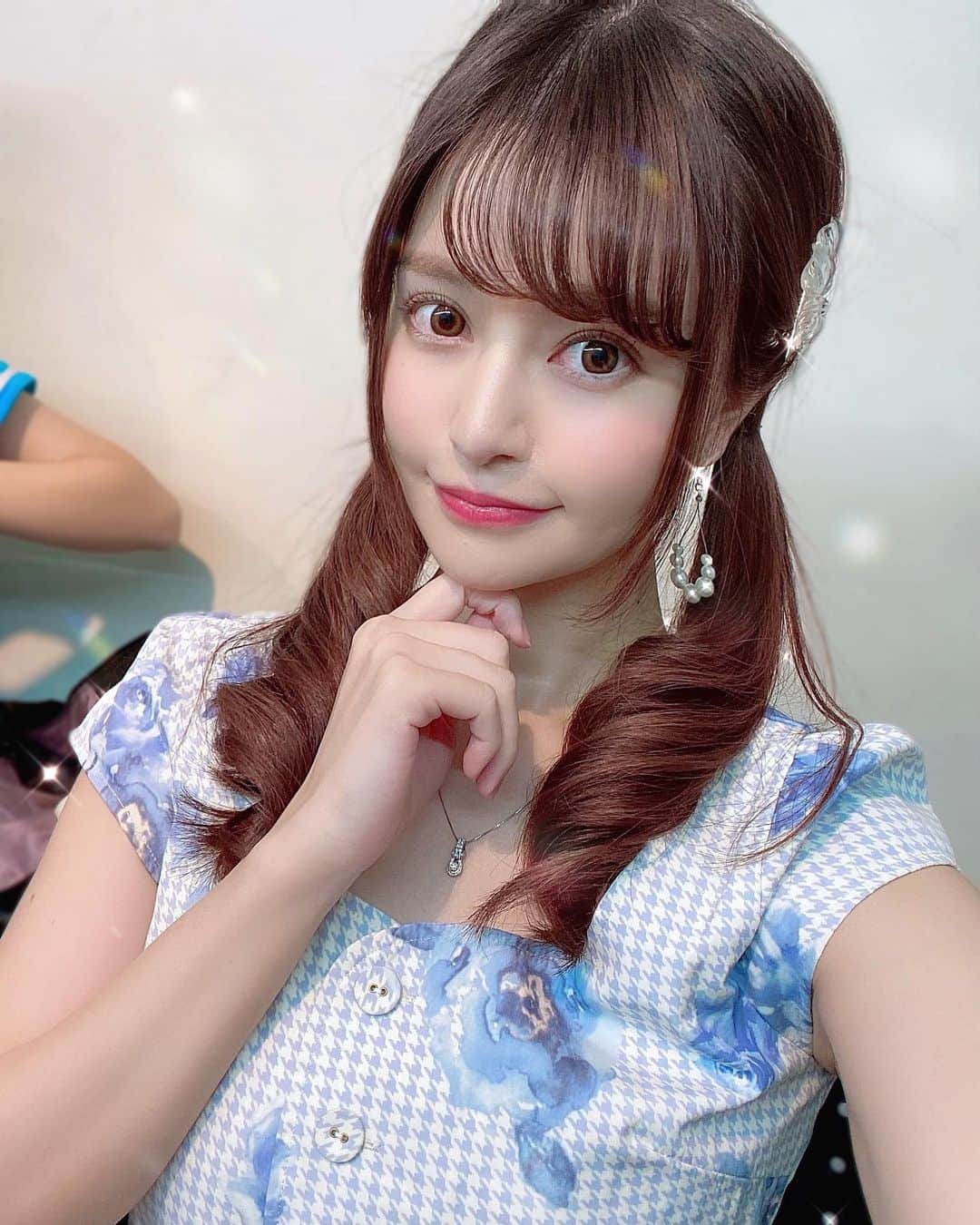 のインスタグラム：「今日もおつかれさま♡ . . 動画編集しなきゃ編集しなきゃってできてない( ˃ ˂ഃ ) .  #grabur #grevuridol #model #japan #japanisegirl #idol #着衣 #エロかわ #グラビア #インスタグラビア #被写体 #你好 #followme #instagood #instadiary #instalike #instamood #photoofteday #follow #ランジェリー」