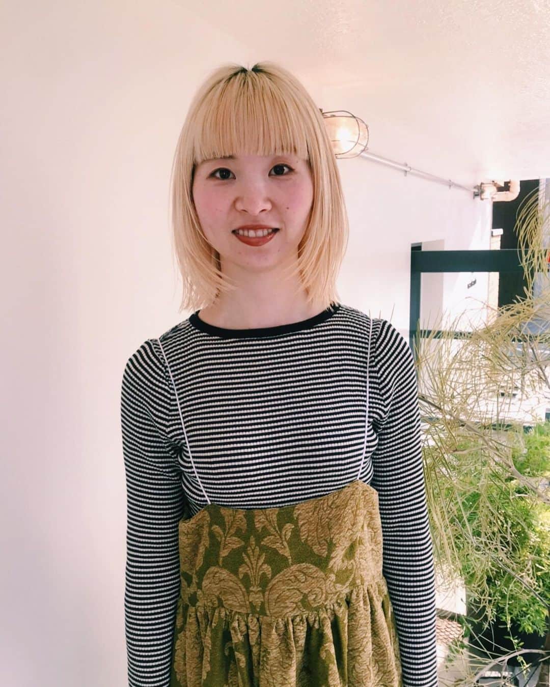 ユウキさんのインスタグラム写真 - (ユウキInstagram)「かわいくしてもらった〜🦋🦋 ✂️ @minahonda  #blondehair」1月22日 18時02分 - yuukichan2