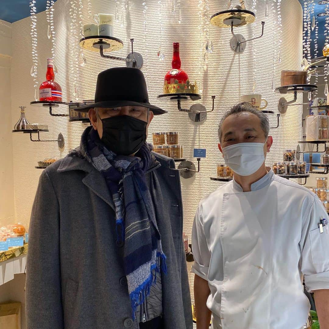 松本隆さんのインスタグラム写真 - (松本隆Instagram)「芦屋のエトネの多田さんのところで、シュークリームを買った。」1月22日 18時06分 - takashi_matsumoto_official