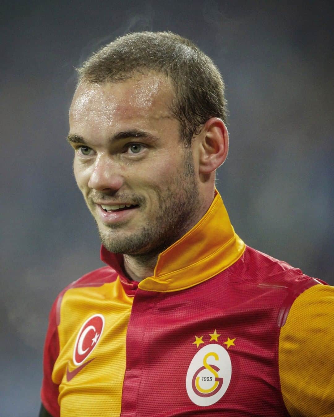 UEFAチャンピオンズリーグさんのインスタグラム写真 - (UEFAチャンピオンズリーグInstagram)「💛❤️ Sneijder joined Galatasaray #OTD in 2013!  #UCL #OnThisDay」1月22日 18時22分 - championsleague