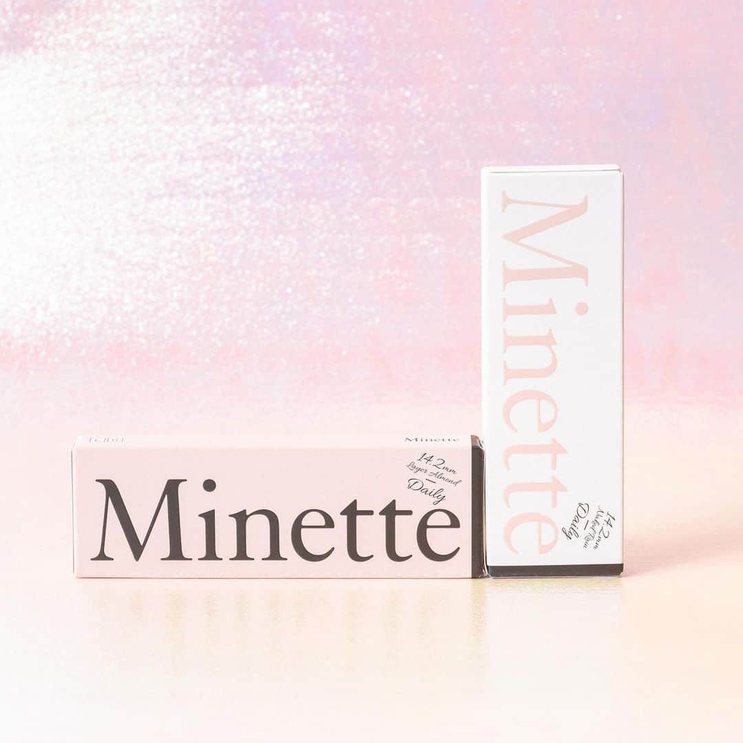 PIA official Instagramのインスタグラム：「【Minette】 Minetteのビジュアルがリニューアル✨  小さめサイズ着色で、美しく品がありながらも 子猫のように魅惑的な印象に😘  デザインにこだわった全5種のカラーリングで 甘めからクールまで自由自在💕  どんな瞳にも合い、裸眼以上の瞳を演出する ナチュラルレンズブランド👌  ------------------------- BRAND： Minette SIZE：14.2mm BC：8.6mm PRICE：1,000円＋TAX -------------------------  #colorcontact #makeup #minette #カラコン #カラーコンタクト #メイク #カラコンレポ #メイク動画  #カラーコンタクト  #pia #colorcontact #colorcontacts #メイク #kbeauty #beauty #カラコンレポ #メイク動画 #렌즈 #메이크업 #eotd #makeupforever」