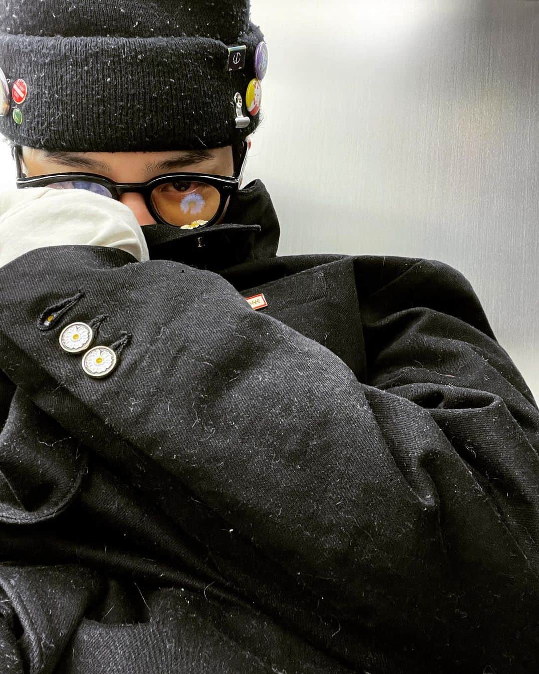 G-DRAGONのインスタグラム：「🃏」