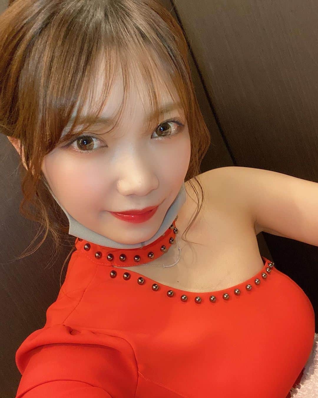 霜月芽衣のインスタグラム：「昨日の夜は2℃で少し暖かい夜だったね🌙  今日はちょっと遅めの21時半にでます〜😊」